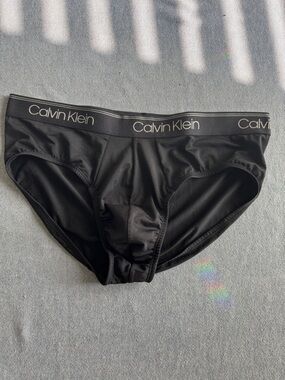 Calvin Klein Men’s Black Logo Waistband Briefs
